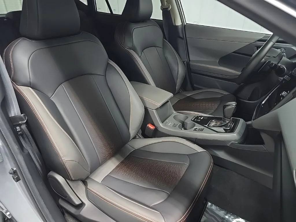 Used 2025 Silver Subaru Limited image 15