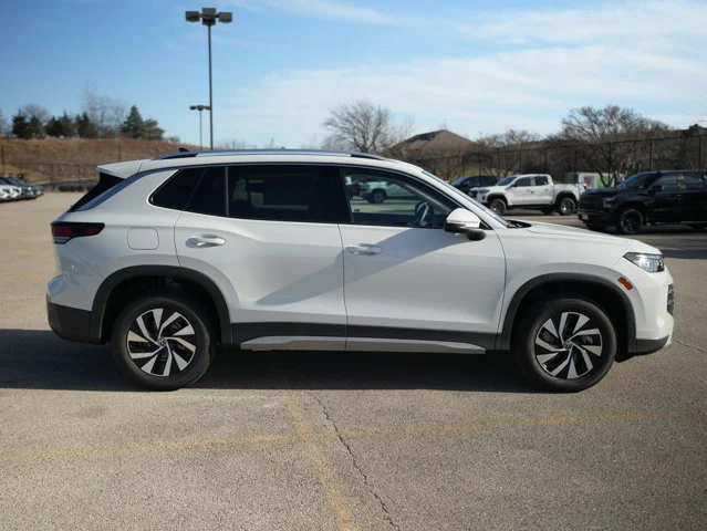 New 2026 Pure White Volkswagen 2.0T S image 9