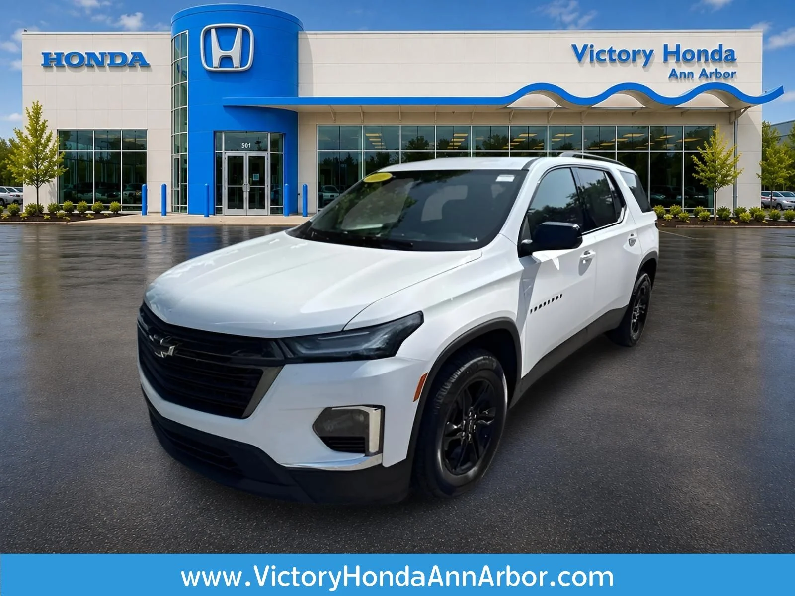 Used 2022 Summit White Chevrolet LS image 1