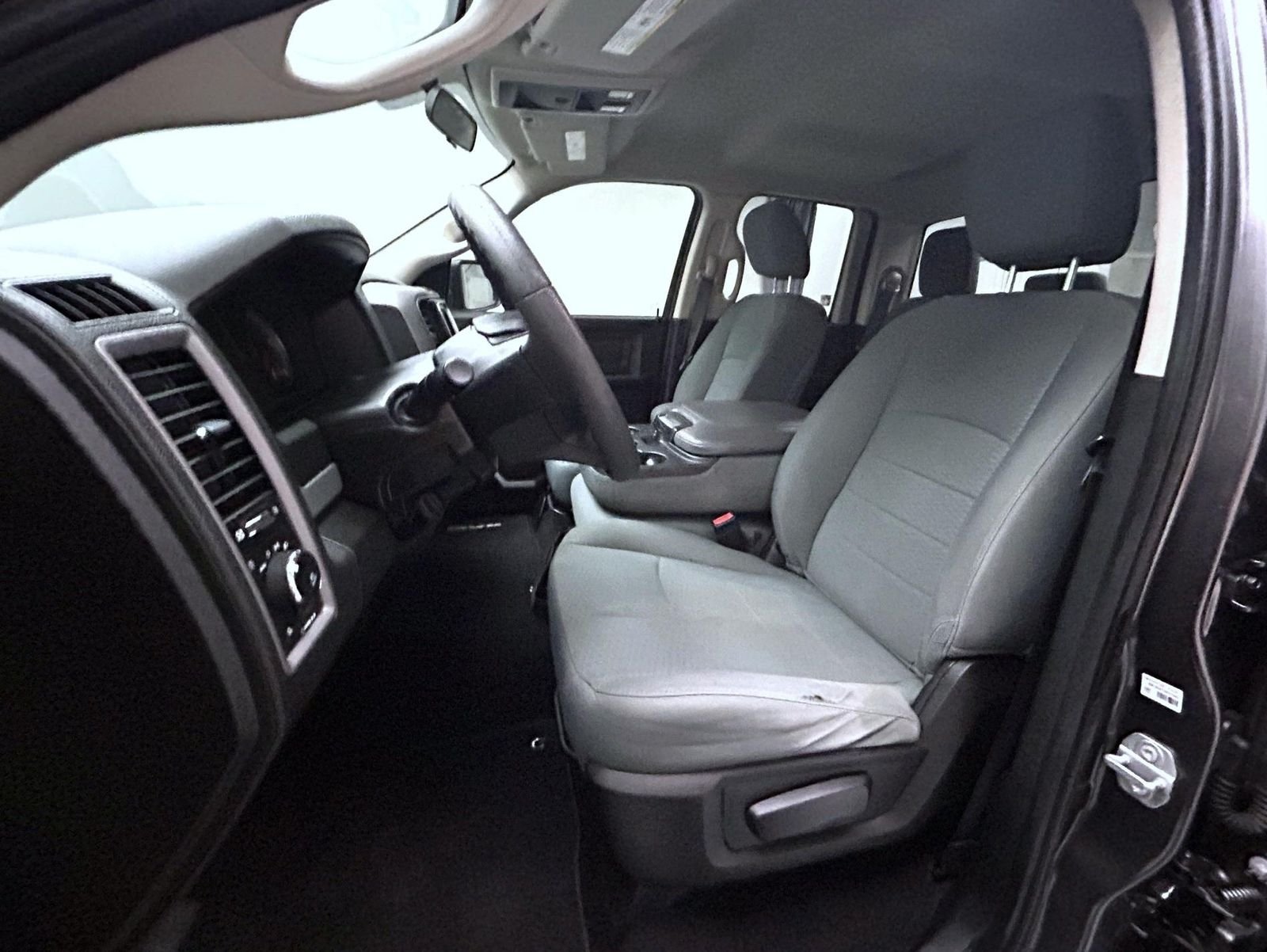 Used 2019 Gray Ram Express image 10