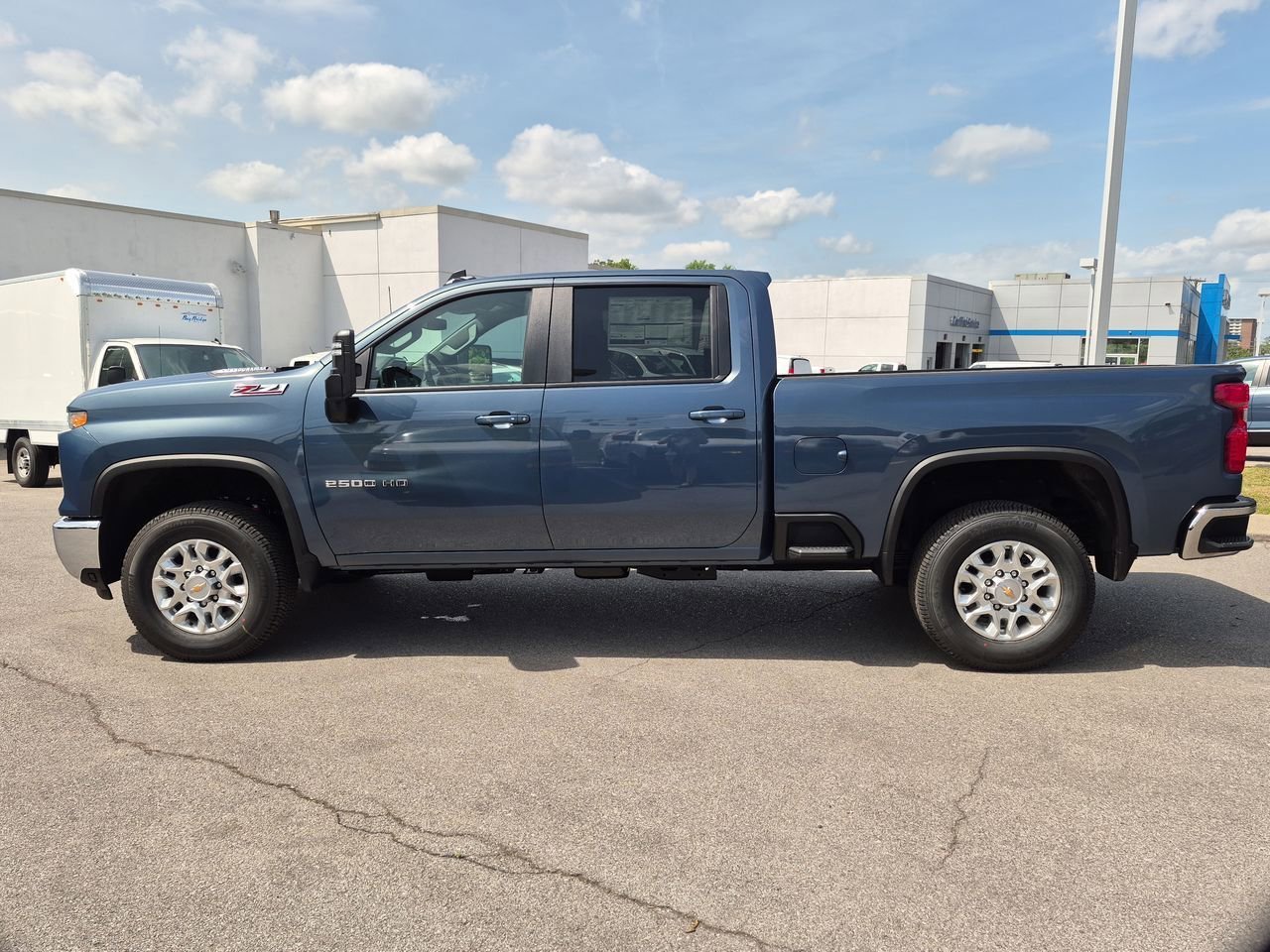 New 2026 Lakeshore Blue Metallic Chevrolet LT image 5