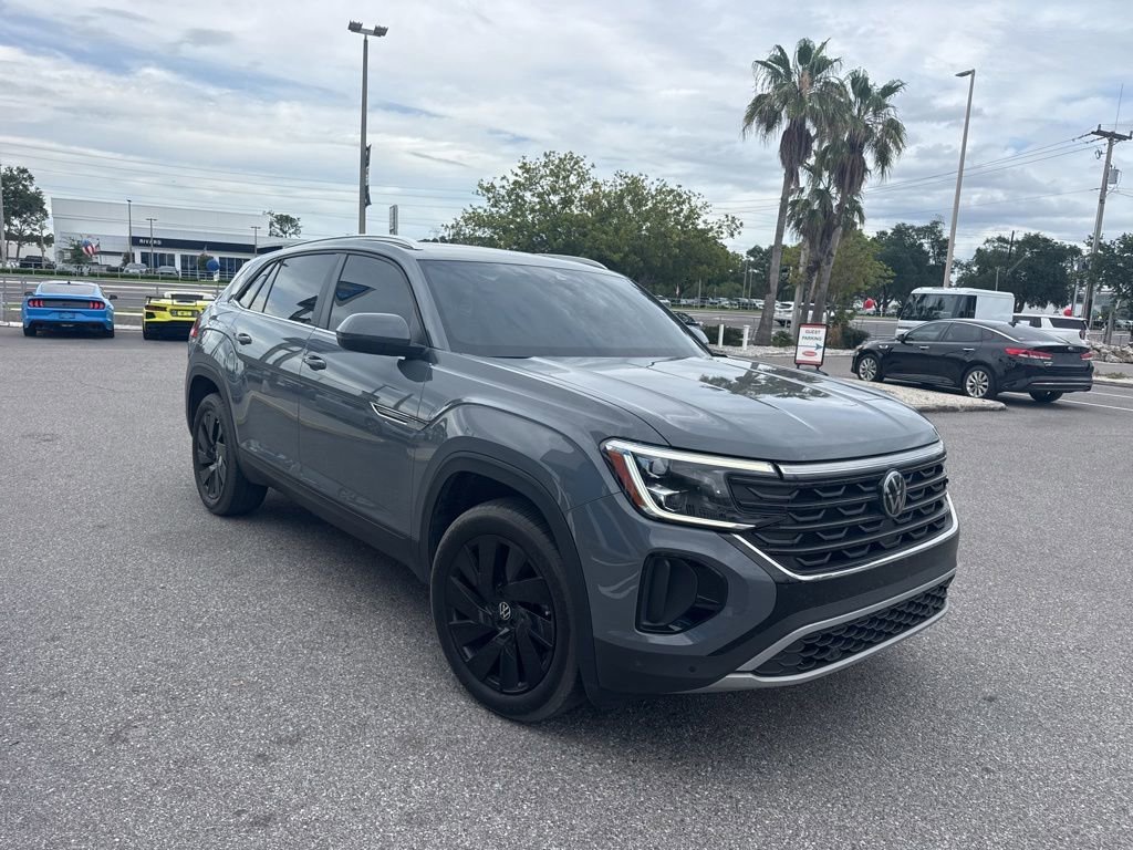 2024 Volkswagen Atlas Cross Sport 2.0T SE w/Tech's photo
