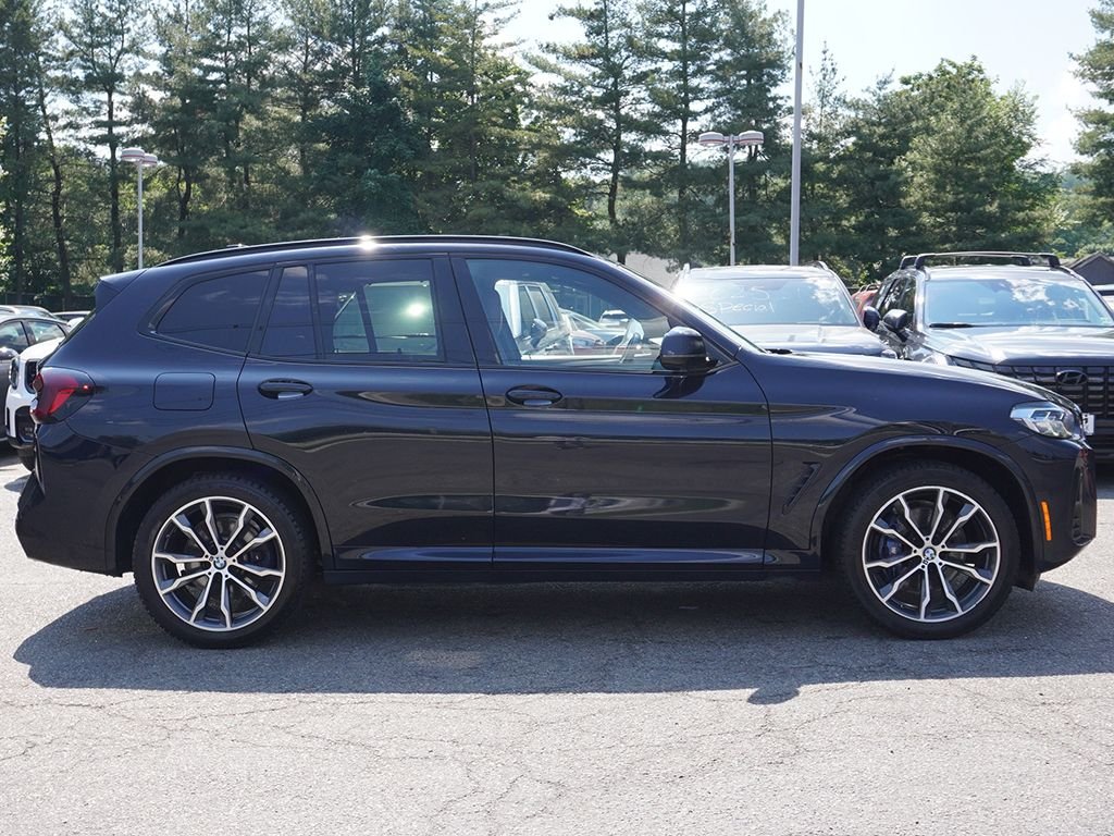 Used 2023 Black BMW xDrive30i image 17