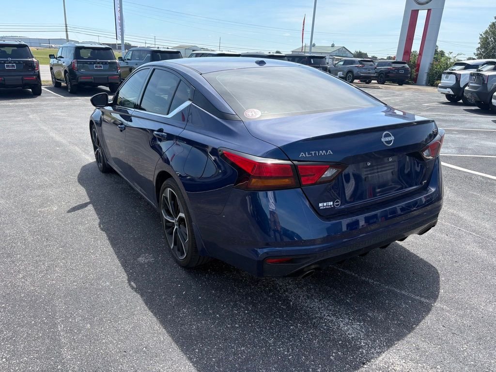 Used 2024 Blue Nissan 2.5 SR image 7