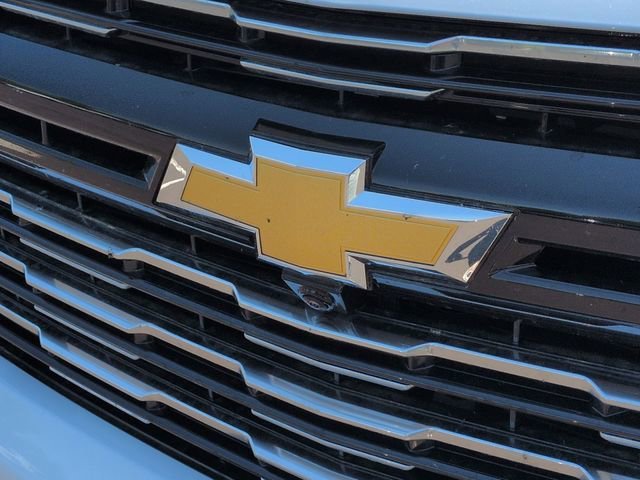 New 2026 Polar White Tricoat Chevrolet High Country image 34