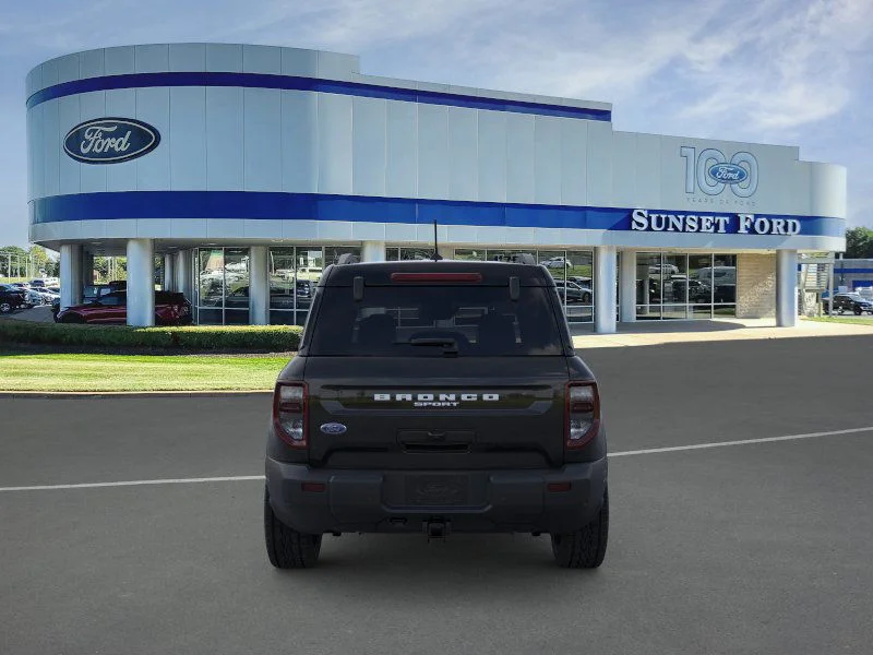 New 2025 Shadow Black Ford Badlands image 5