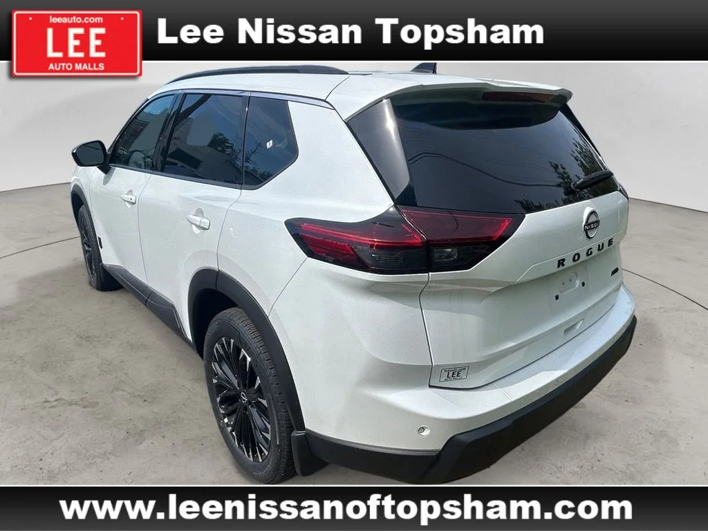 New 2026 Everest White Pearl Tricoat Nissan Dark Armor image 3