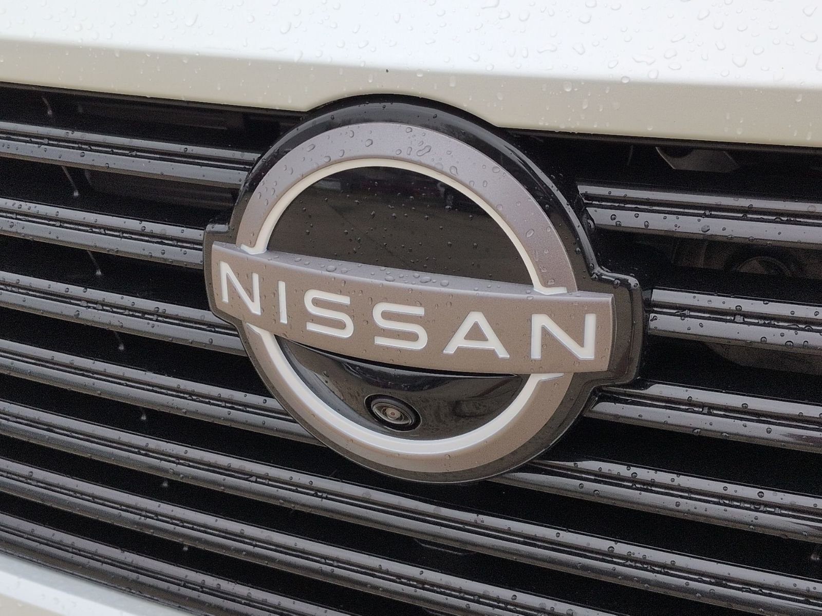New 2026 Everest White Pearl TriCoat Nissan SL image 34