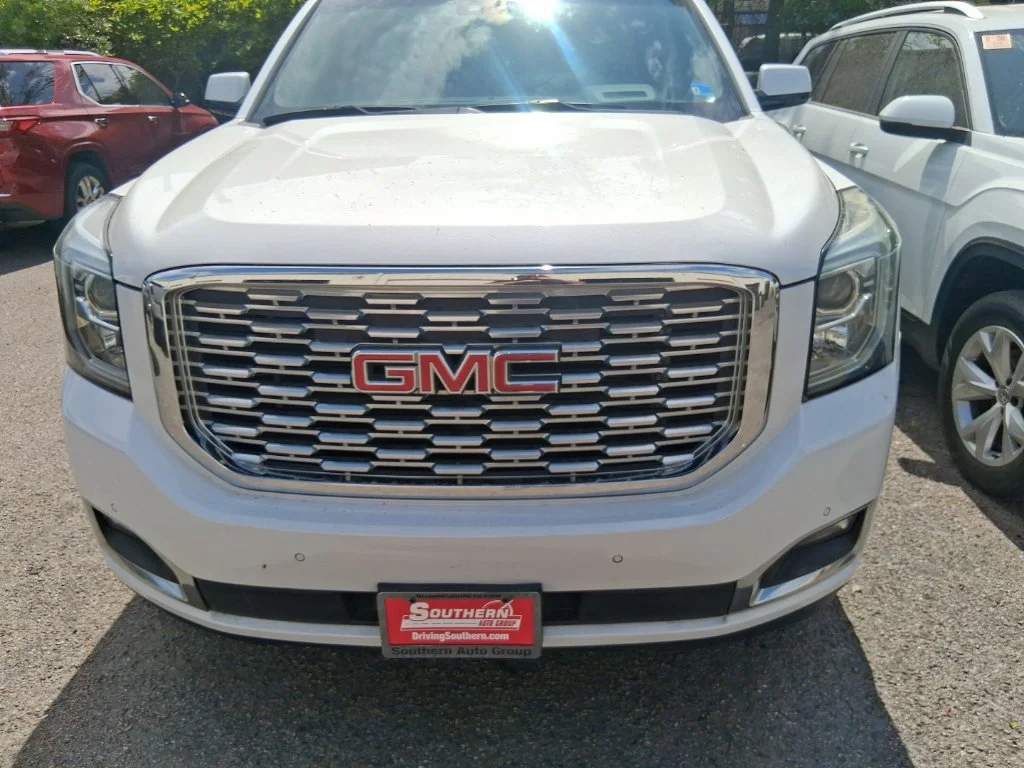 Used 2018 White GMC Denali image 14