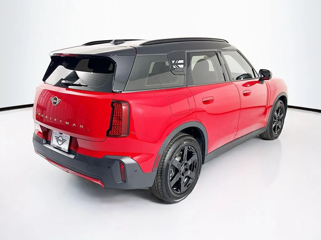 New 2027 Chili Red II MINI Signature Plus image 5