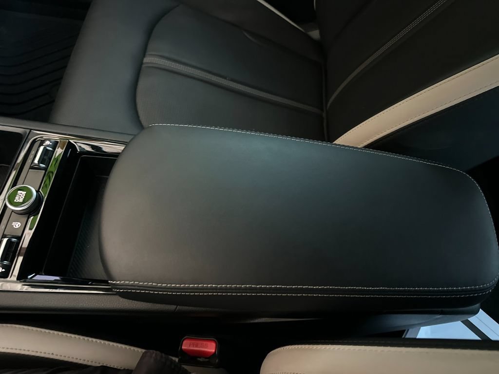 2025 Kia K5 GT-Line - Photo 23