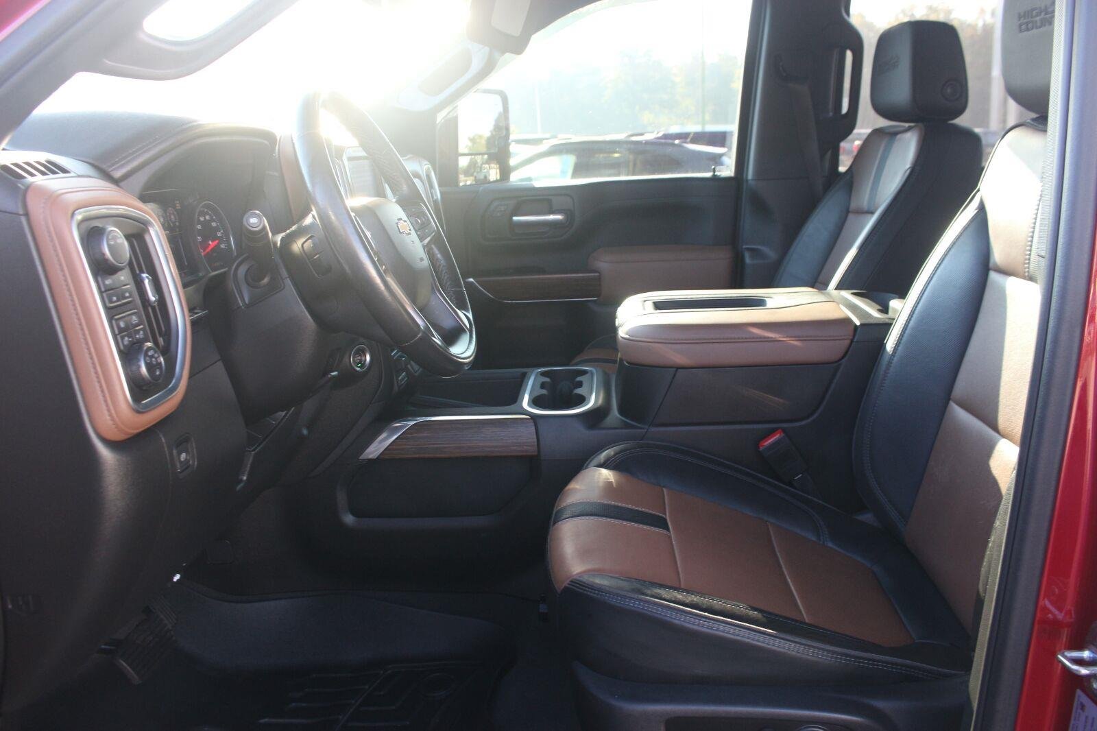 Used 2022 CHERRY RED TINTCOAT Chevrolet High Country image 17