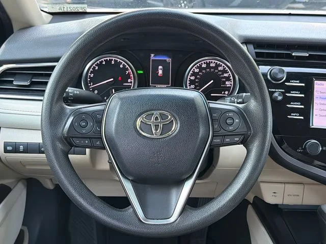 Used 2018 Red Toyota LE image 23