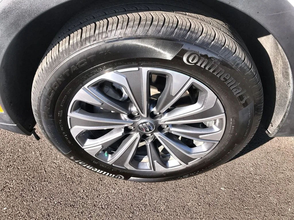 Used 2025 White Buick Preferred image 10