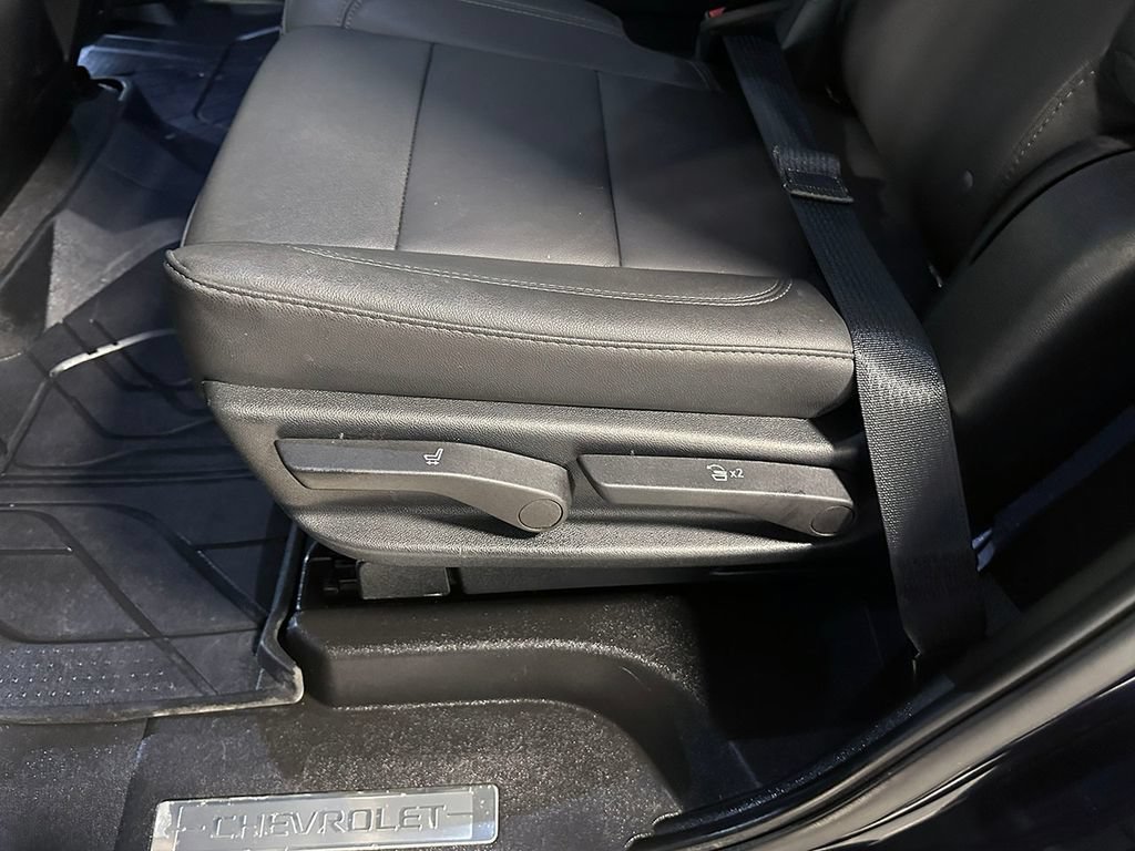 Used 2023 MIDNIGHT BLUE METALLIC Chevrolet LT image 19