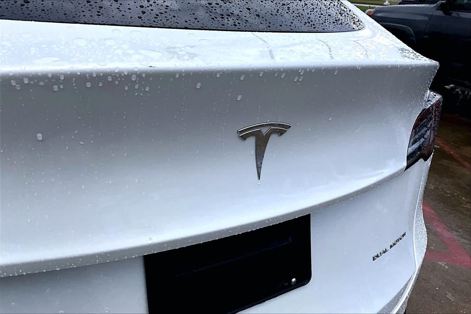 Used 2020 Pearl White Multi-Coat Tesla Long Range image 29