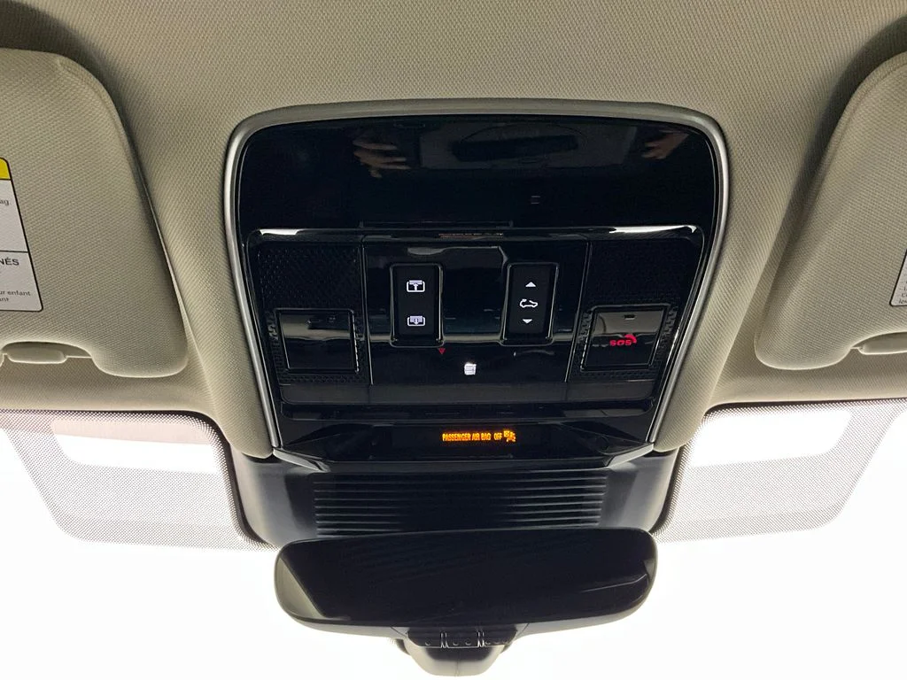 Certified Used 2023 Gray Land Rover SE image 13