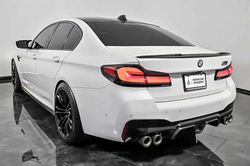Used 2021 Alpine White BMW COMPETITION image 7