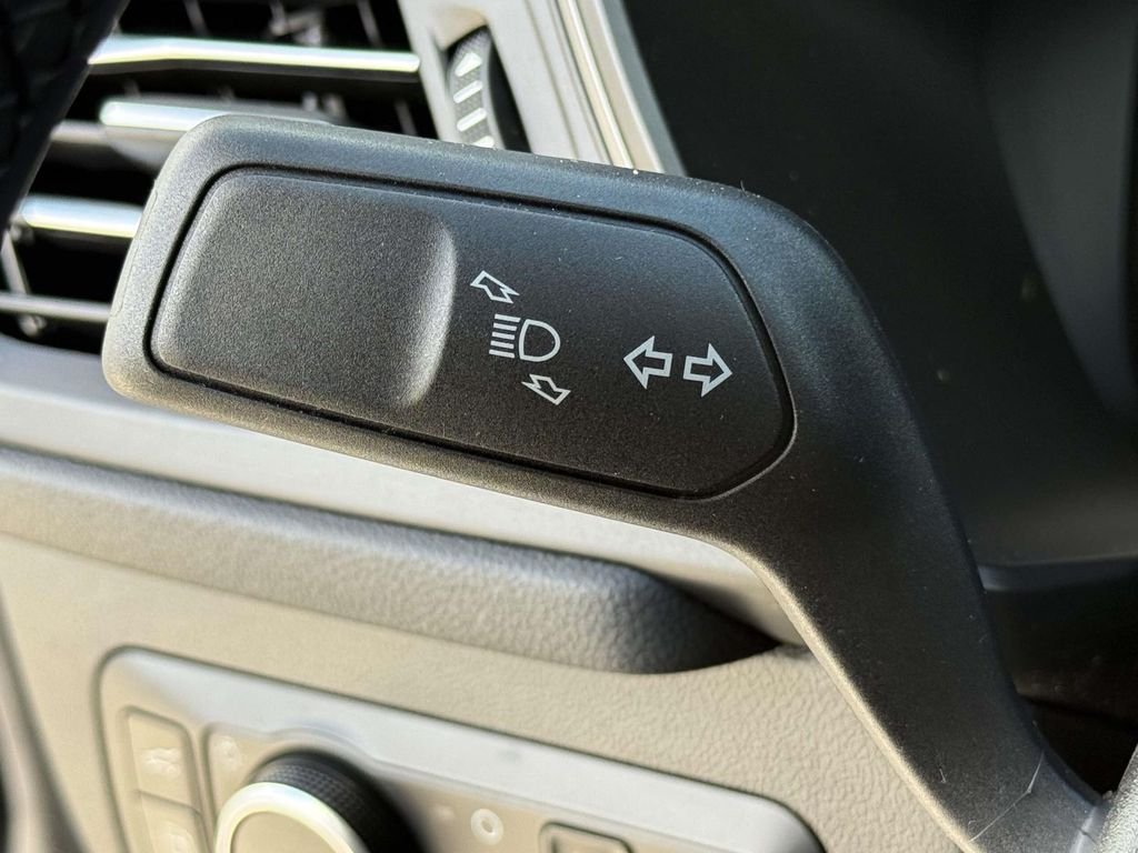 Used 2023 Silver Ford Active image 24