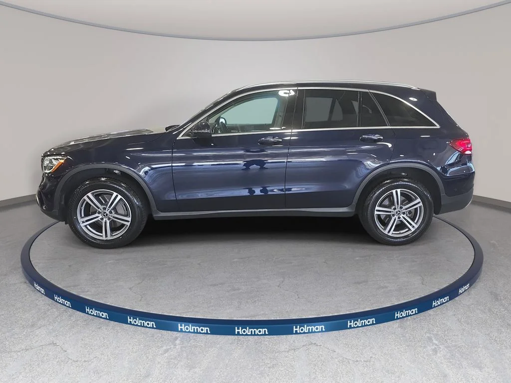 Used 2022 Lunar Blue Metallic Mercedes-Benz GLC 300 image 9