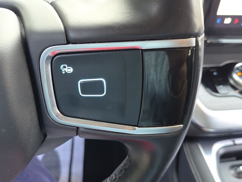 Used 2026 Oxford White Ford Platinum image 27
