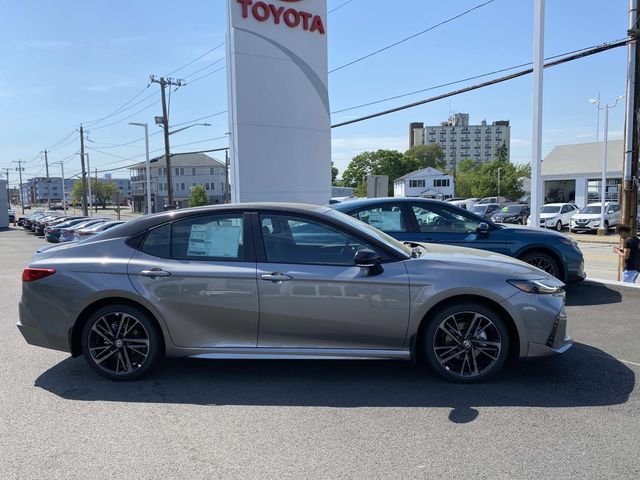 New 2026 Heavy Metal with Midnight Black Metallic roof Toyota XSE image 2