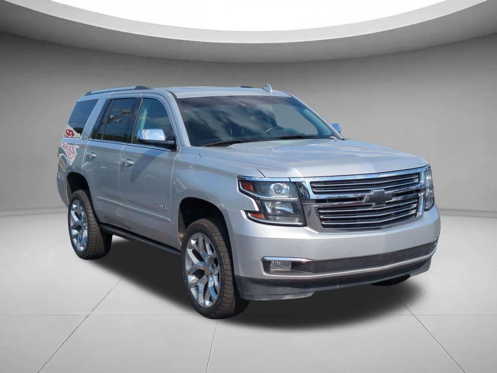 Used 2016 Silver Ice Metallic Chevrolet LTZ image 7