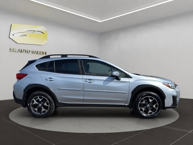 Used 2018 Ice Silver Metallic Subaru Premium image 8