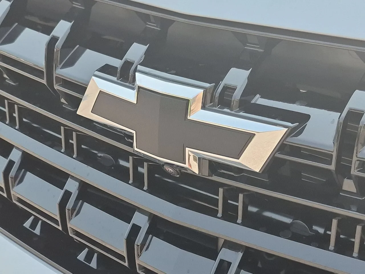 New 2026 Sterling Gray Metallic Chevrolet Z71 image 32