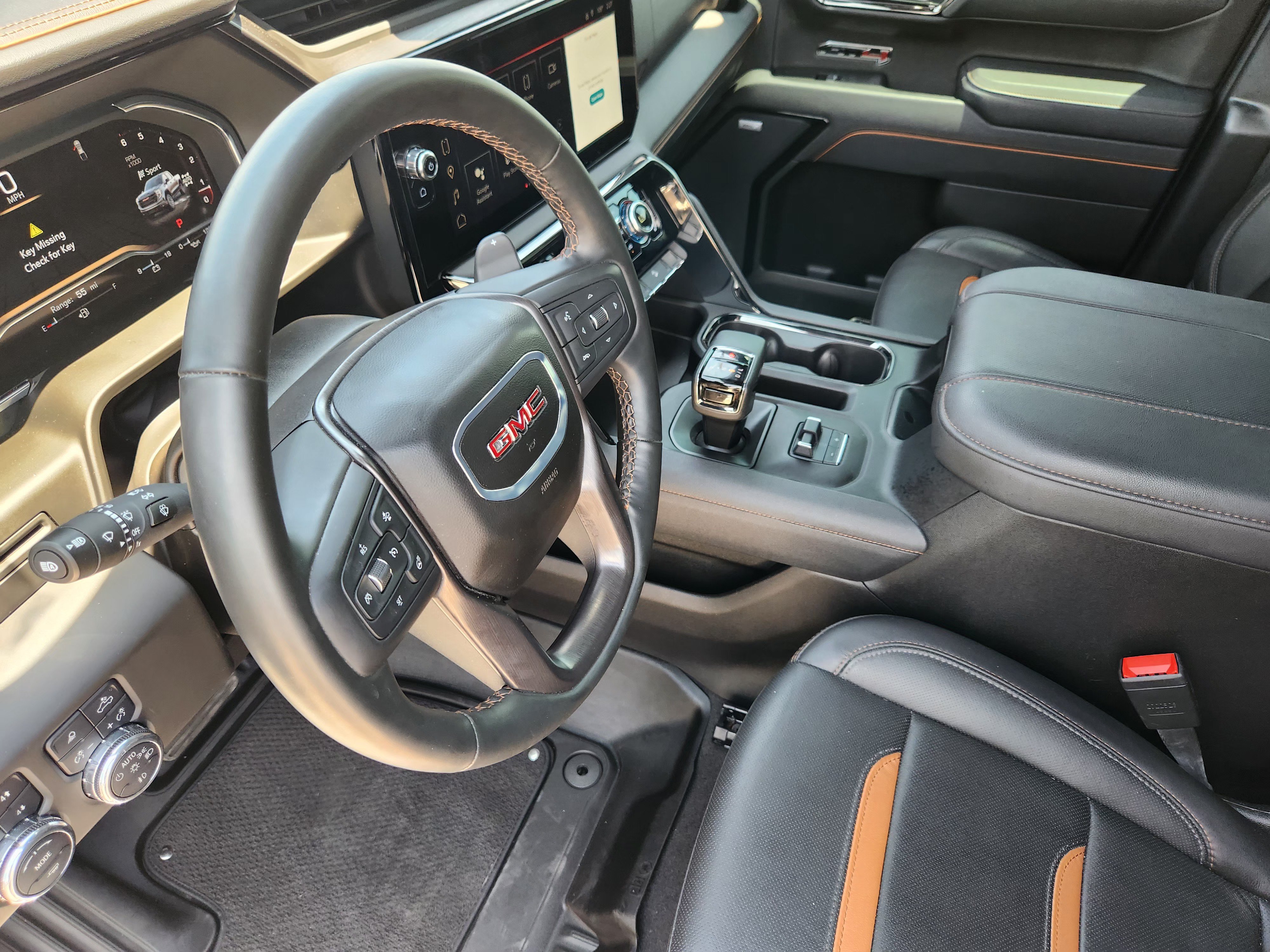 Used 2025 Summit White GMC AT4 image 13