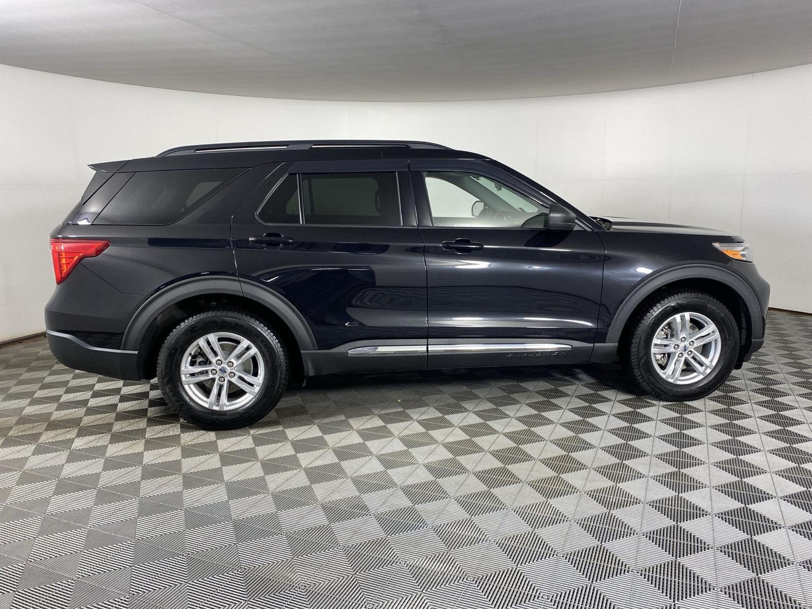 Used 2020 Agate Black Ford XLT image 11