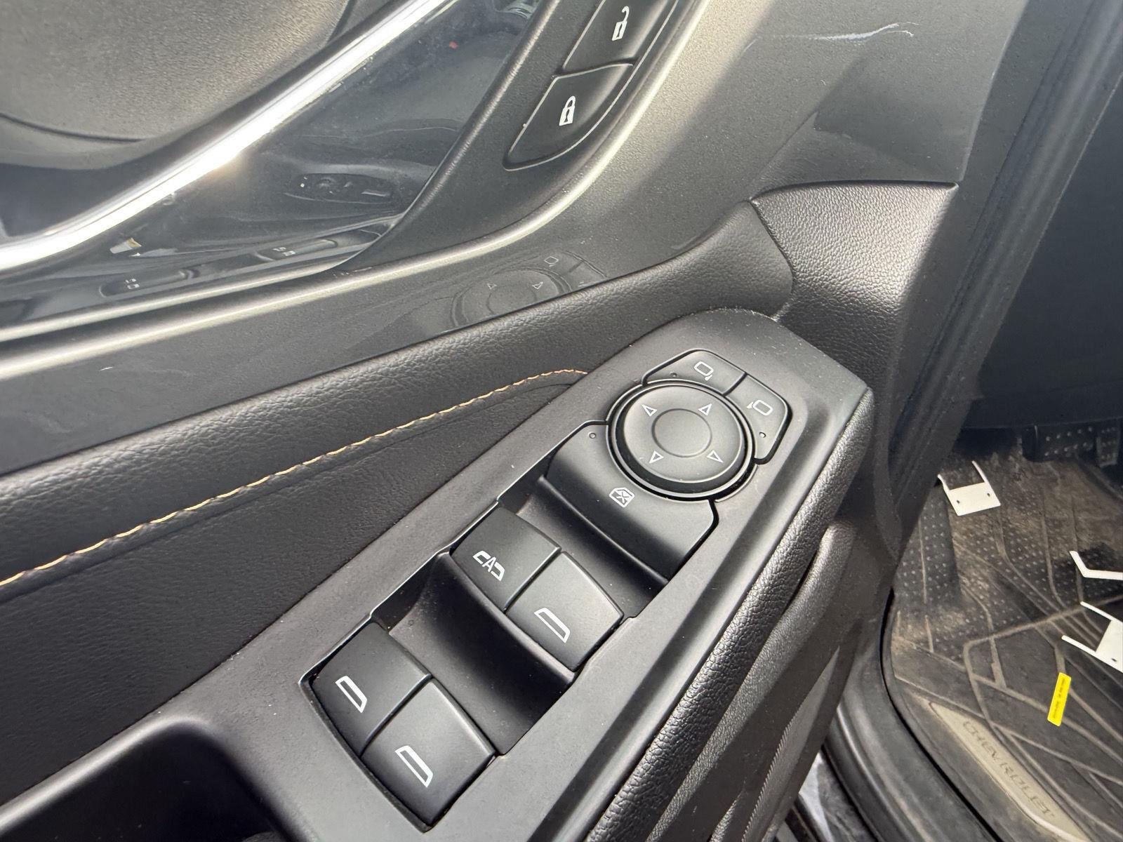 Used 2019 Mosaic Black Metallic Chevrolet LT Cloth image 7