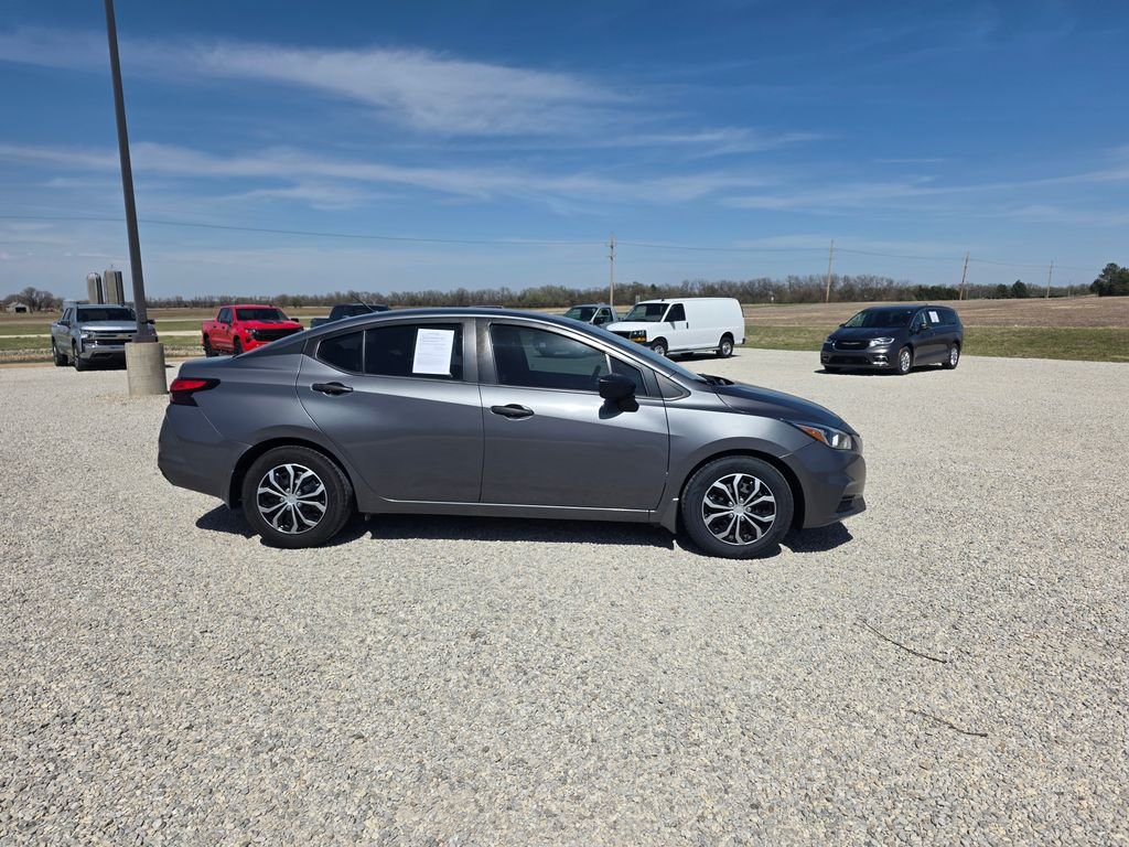 Used 2020 Nissan Versa Sedan S with VIN 3N1CN8DV8LL918981 for sale in Hillsboro, KS