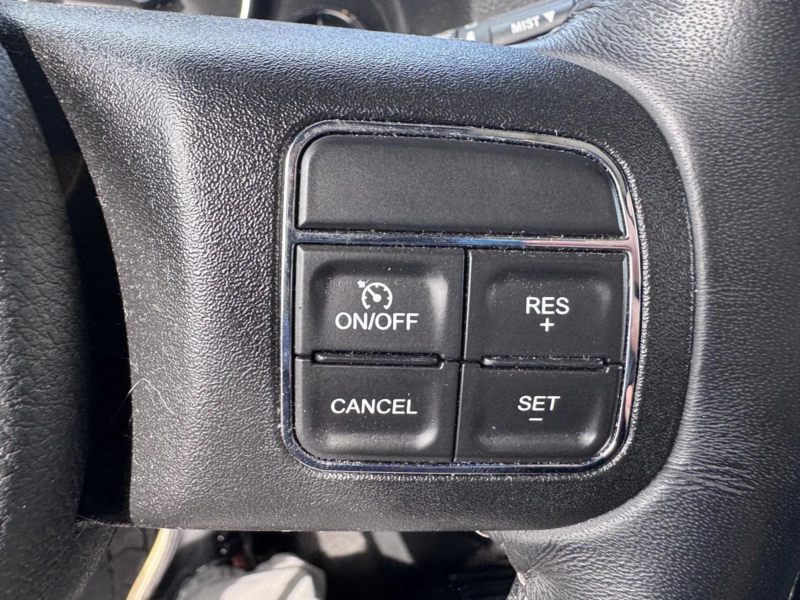 Used 2017 Billet Silver Metallic Clearcoat Jeep Sahara image 13