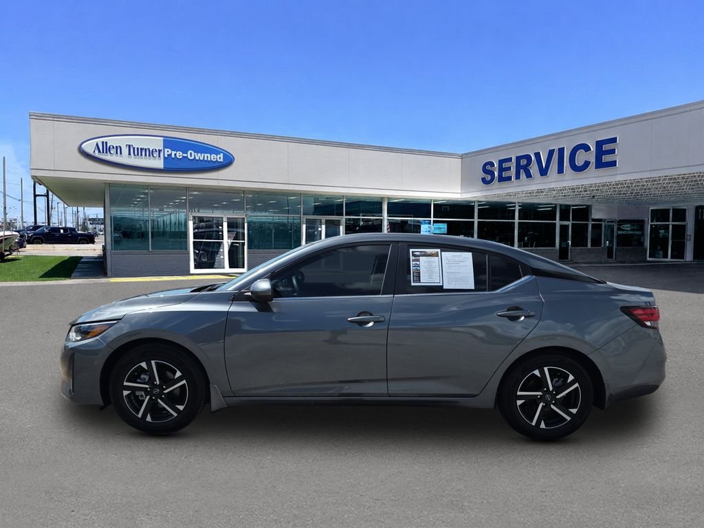 Used 2025 Gun Metallic Nissan SV image 5