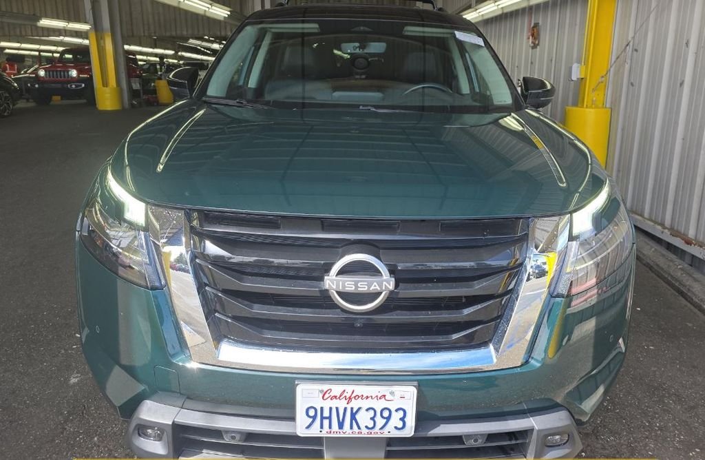 Used 2023 Nissan Pathfinder SL with VIN 5N1DR3CA4PC267434 for sale in Kansas City