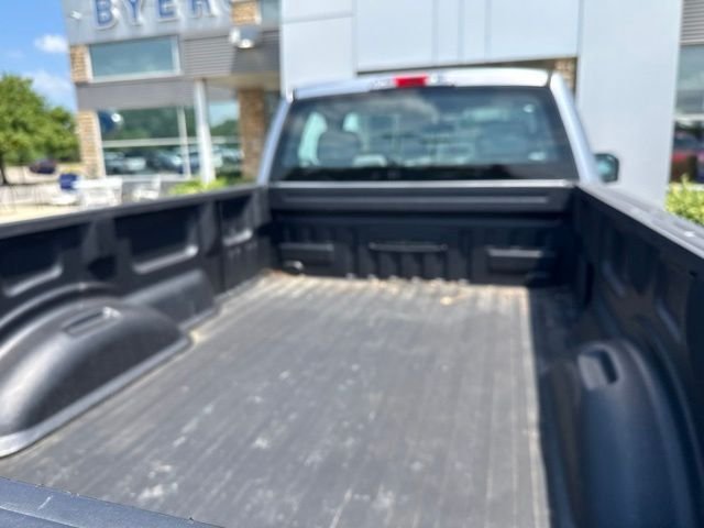 Used 2020 Silver Metallic Ford XL image 5