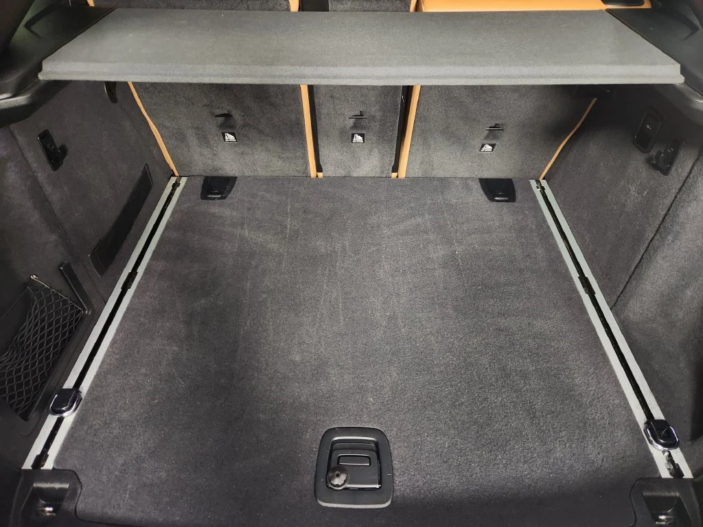 Used 2019 Black BMW xDrive30i image 21