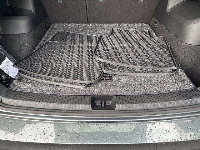 Used 2026 Gray Volkswagen SE image 17