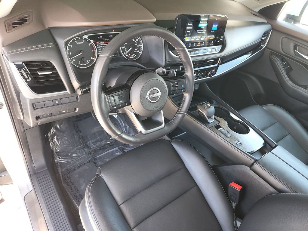 Certified Used 2022 Silver Nissan SL image 10