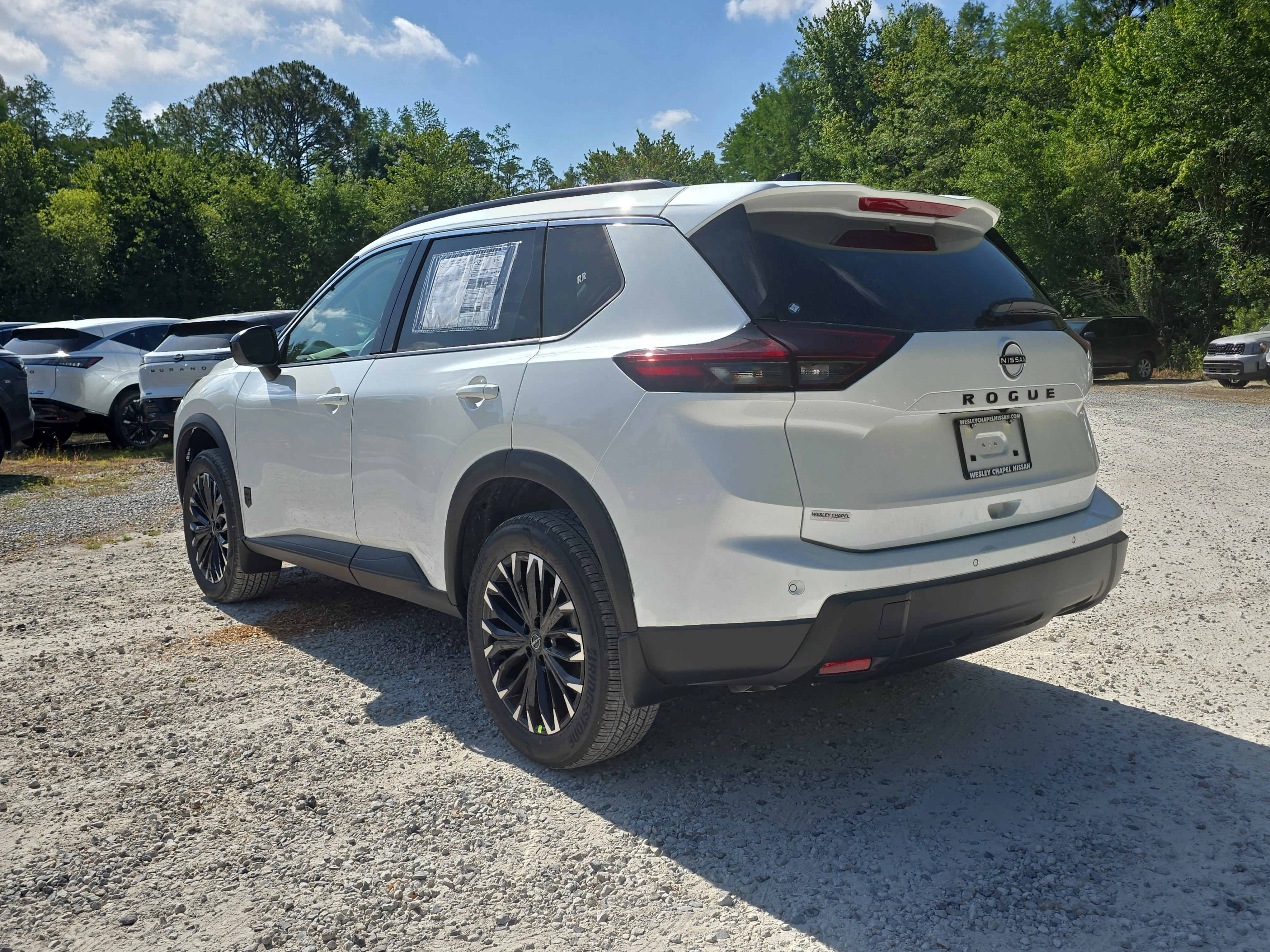 New 2026 Everest White Pearl TriCoat Nissan Dark Armor™ image 6