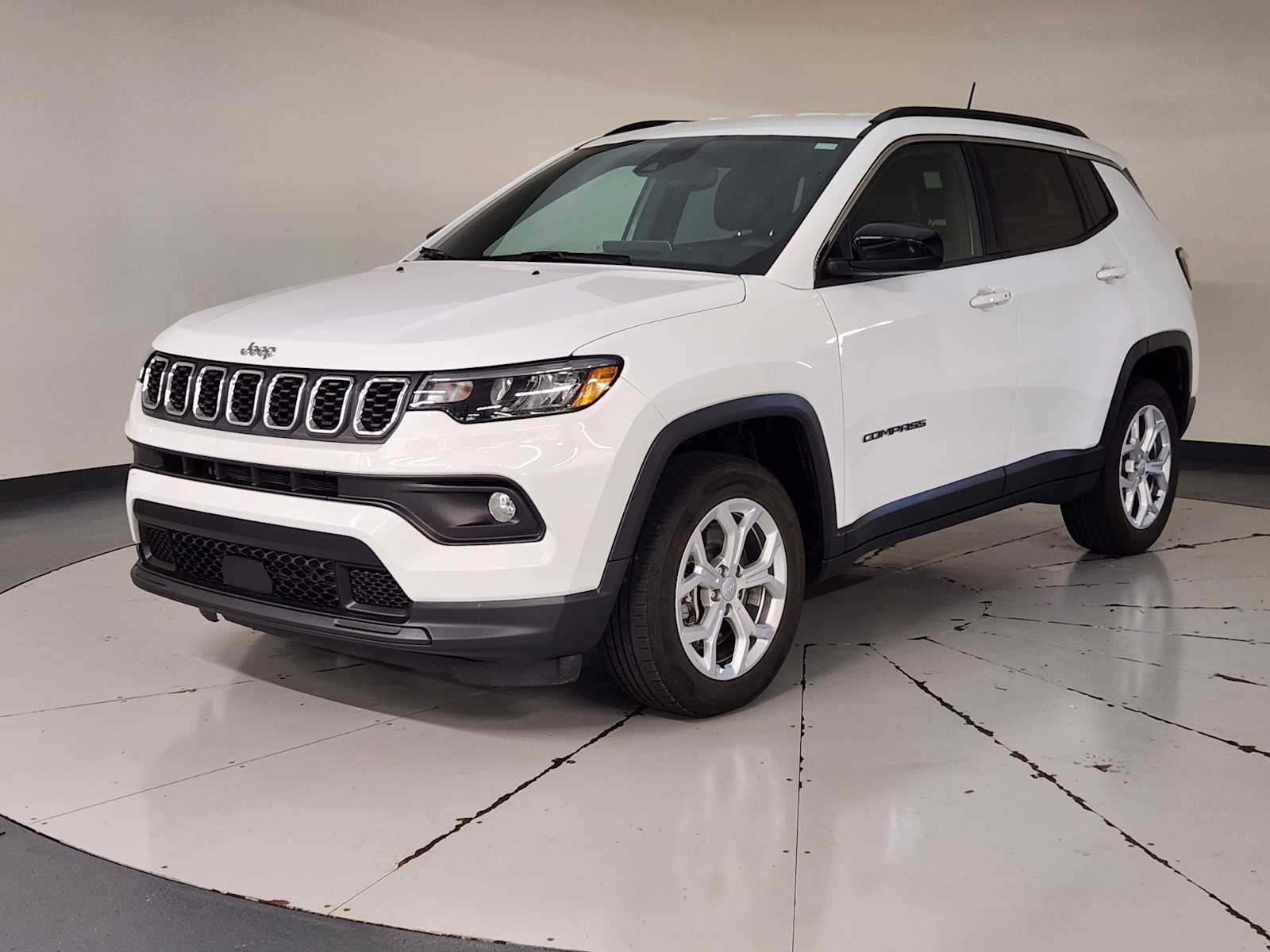 Pre-Owned 2024 Jeep Compass Latitude