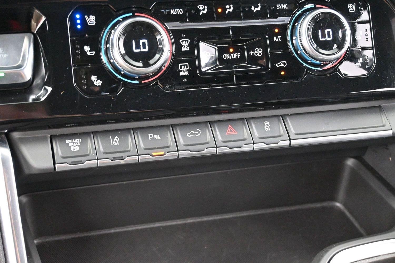 Used 2024 Onyx Black GMC Denali image 22
