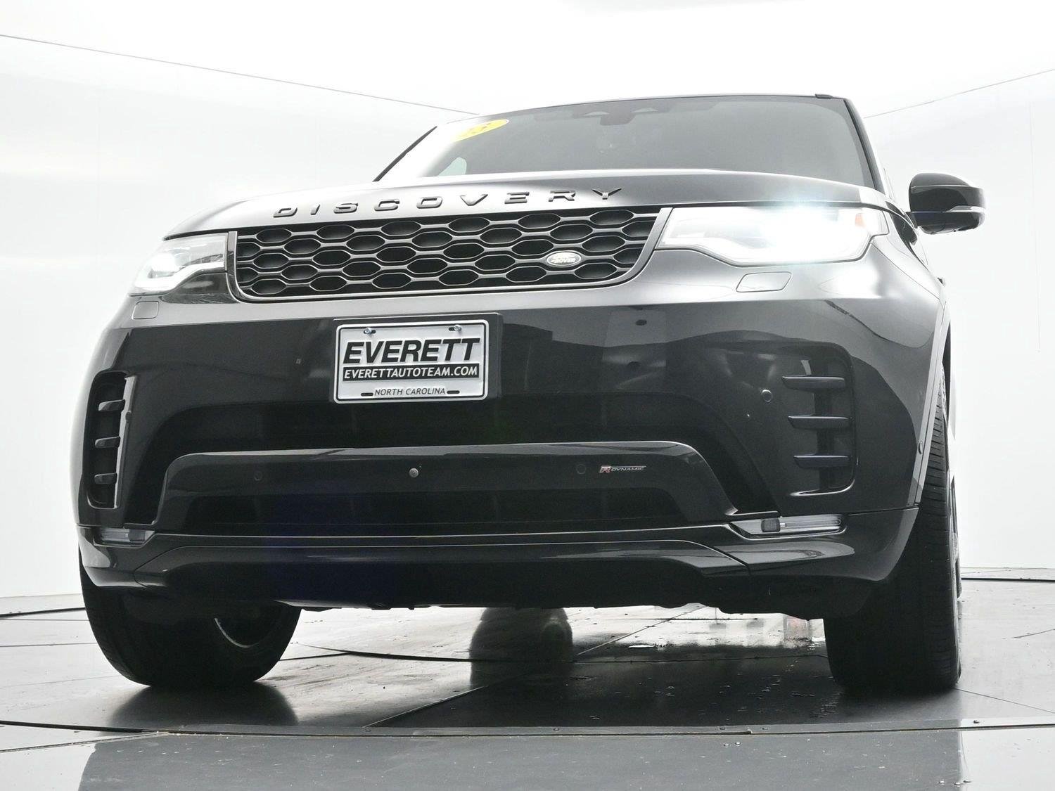 Used 2023 Black Land Rover S R-Dynamic image 55