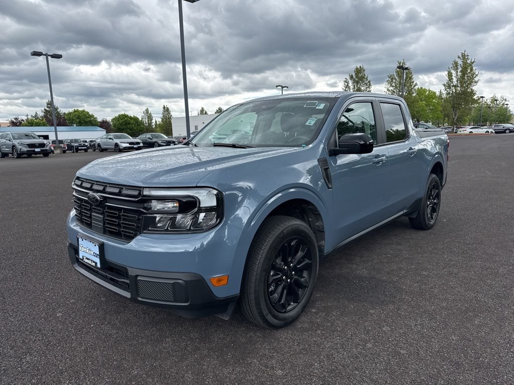 Used 2024 Azure Gray Metallic Ford Lariat image 3