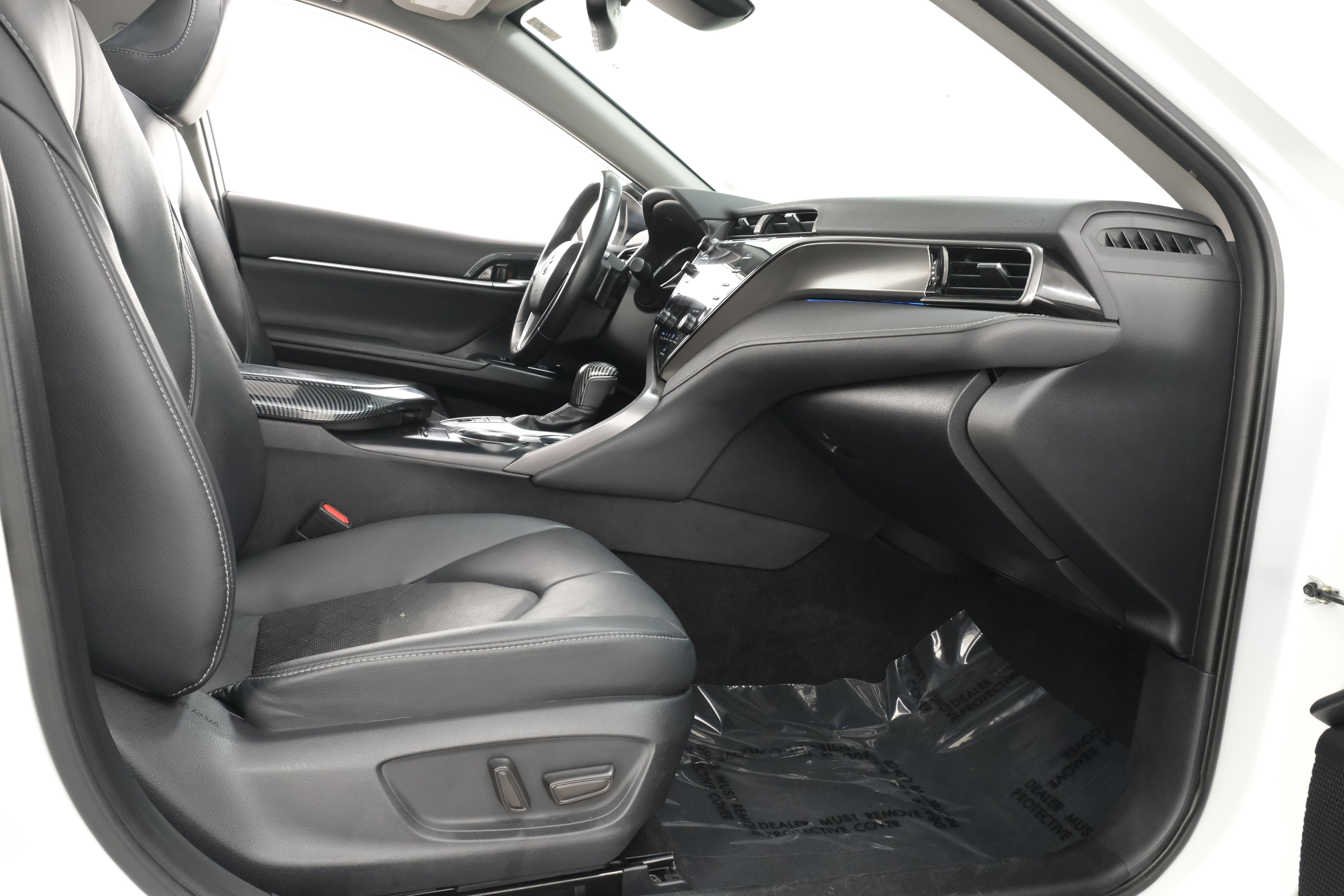 Certified Used 2019 Wind Chill Pearl Toyota XSE image 40