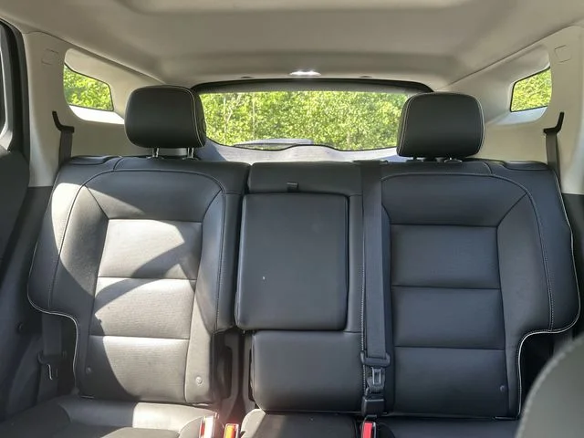 Used 2020 Silver GMC Denali image 30