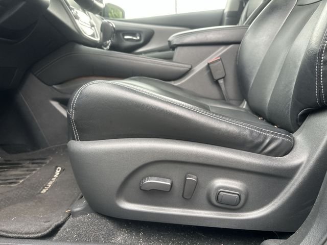 Used 2023 Blue Nissan SL image 17