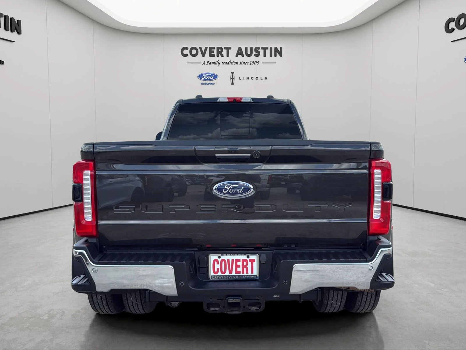 Used 2024 Brown Ford Lariat image 4