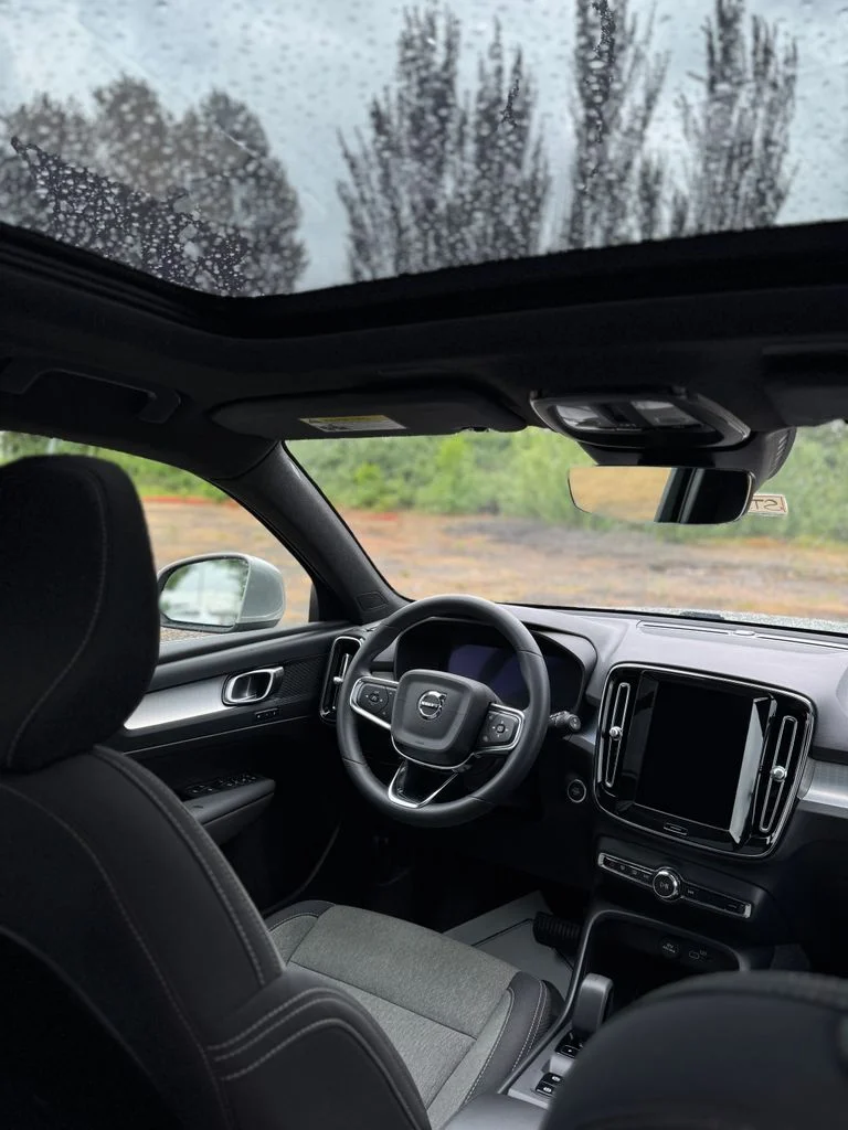 2024 Volvo XC40 Core - Photo 32